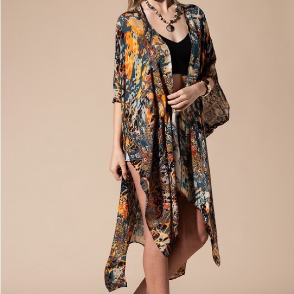 NWT kimono ruana exotic bohemian flowy one size perfect for beach, arm cover OS - Picture 3 of 8